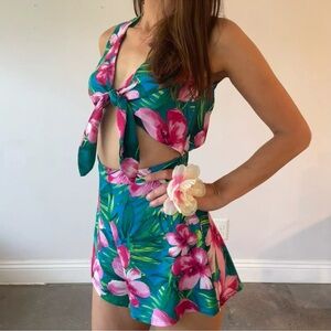 Show me your MuMu, Nantucket Romper in Lady Luau, Tie Top, Tropical Print, Small